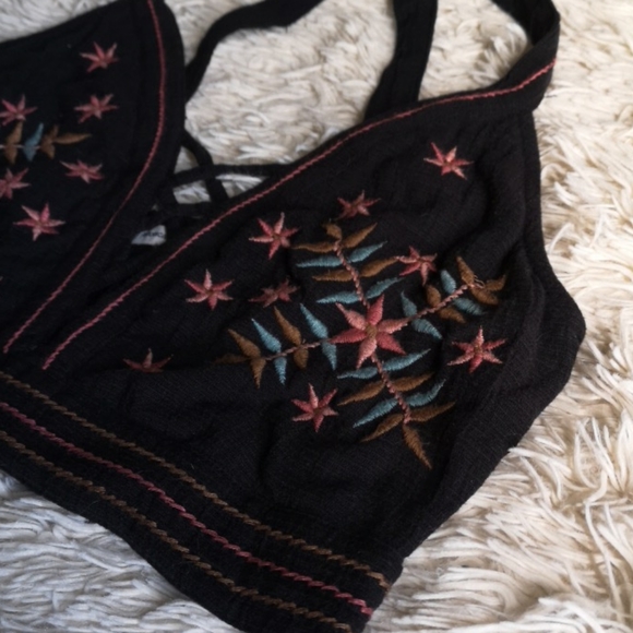 🏷️2/$20🏷️ AE bralette tank - Picture 2 of 5
